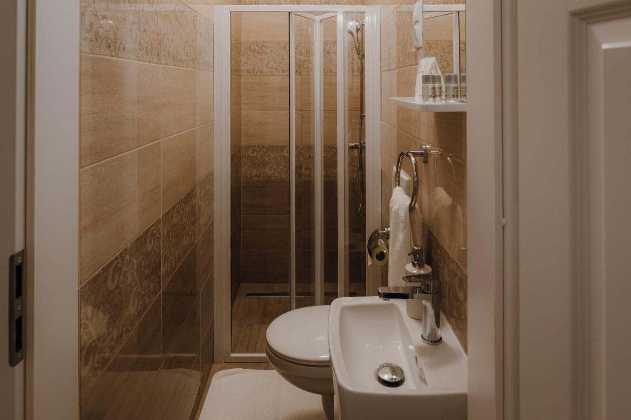 Dozsa Apartman แซแก็ด ภายนอก รูปภาพ