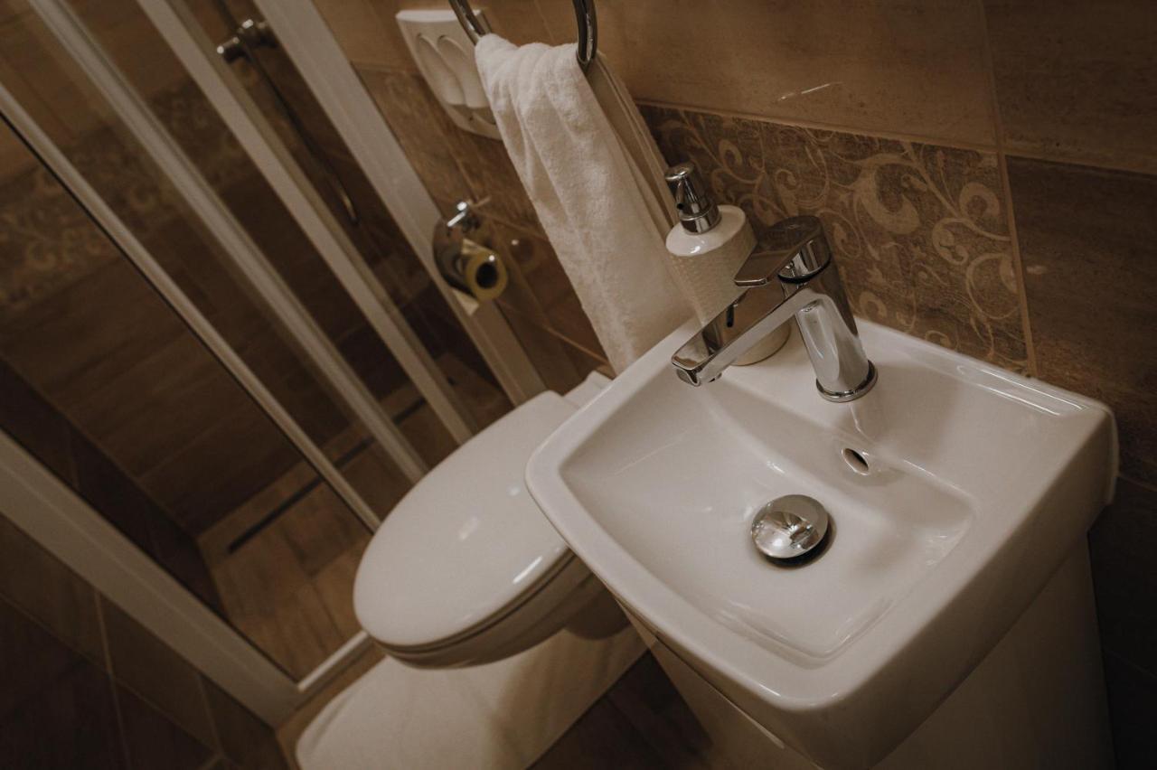 Dozsa Apartman แซแก็ด ภายนอก รูปภาพ