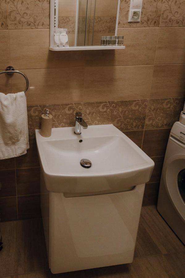 Dozsa Apartman แซแก็ด ภายนอก รูปภาพ